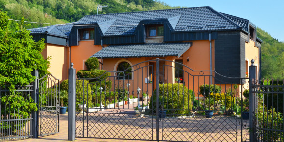 Obiteljska kuća: stiropor fasada sa prozorskim elementima