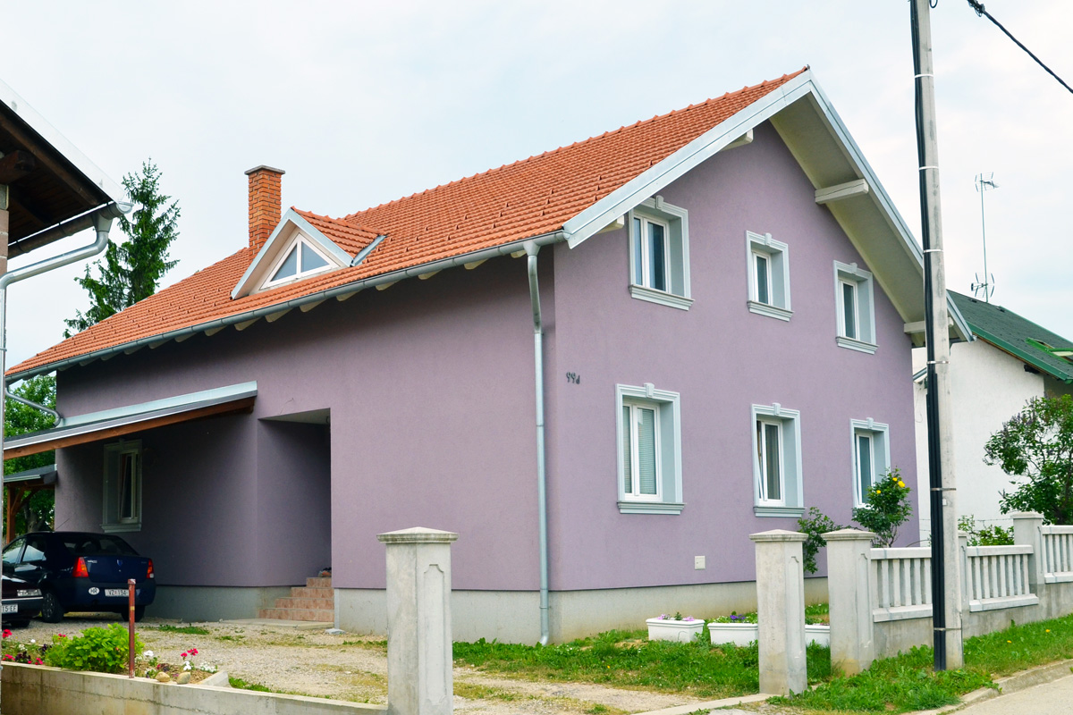 Obiteljska kuća: stiropor fasada sa ukrasnim elementima